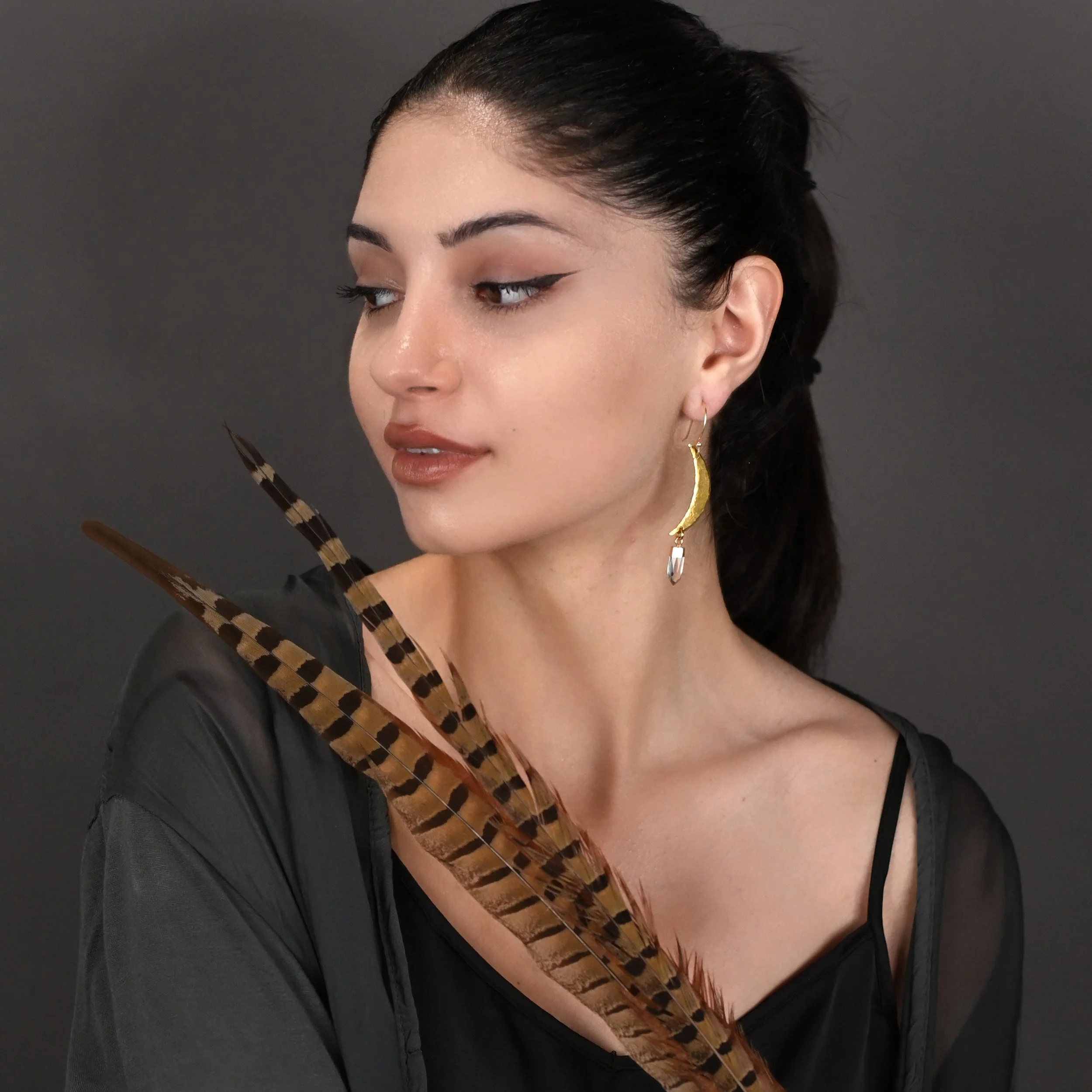 EAR-S150-asya.jpg
