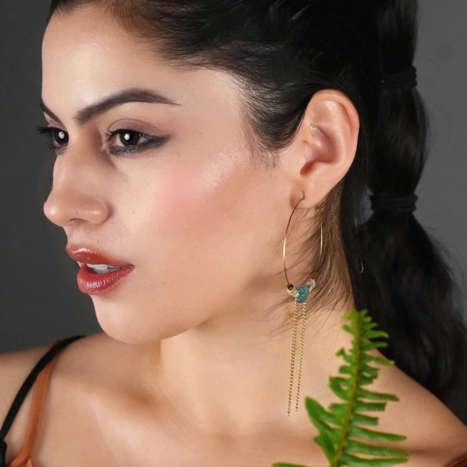 EAR-S503-christina.jpg