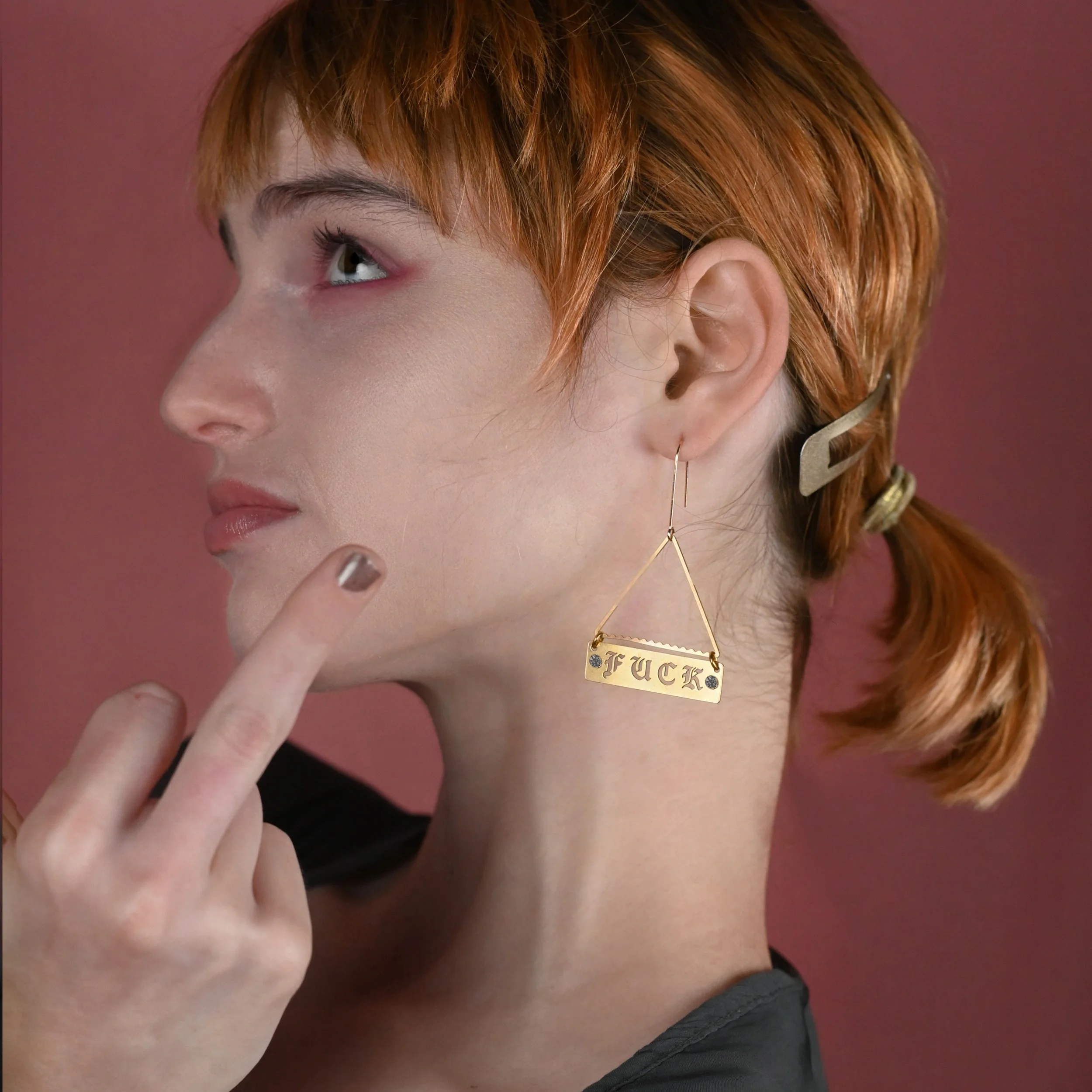 Triangle-Fuck-Ella-2.jpg