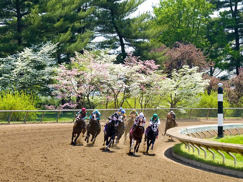 Keeneland-Turning-the-Corner-for-Home.jpg