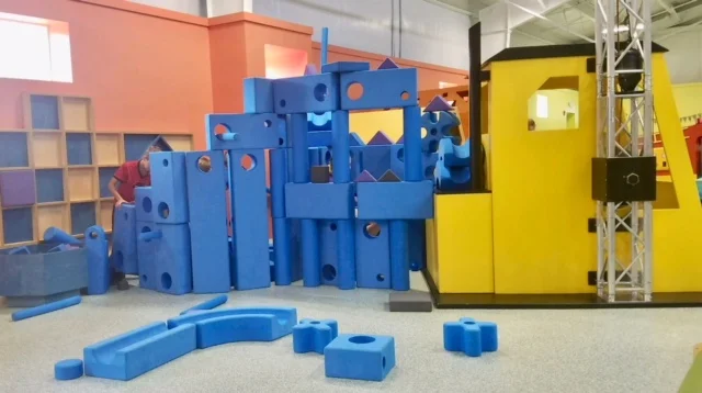 BIG BLUE BLOCKS Imagination Playground Big Blue Blocks inspire children to build! From ball runs to forts, loose parts play is fun for all ages. Sponsored by the Friel Family
