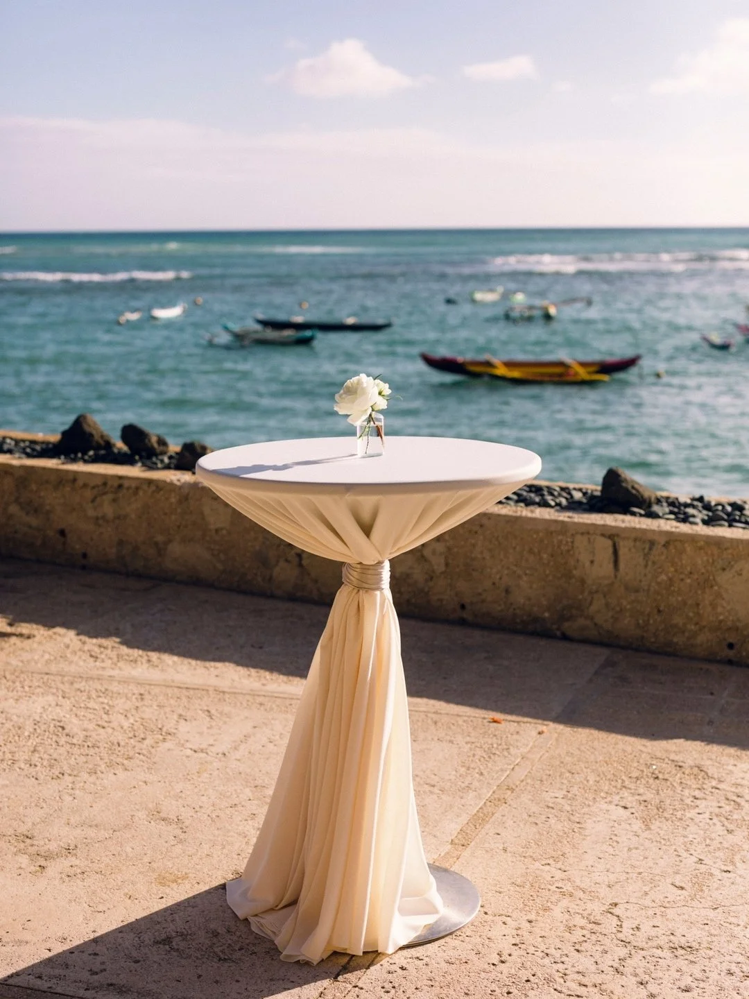 The perfect spot to toast to love and new beginnings. 🥂

Planning + Design: @nicholeweddings
Photographer: @_thepresentperfect
Venue: @outriggercanoeclub 
Florals: @flowergirlshawaii
Rentals: @theweddinglinenco_ @pacificpartyrentals

#SeasideEleganc