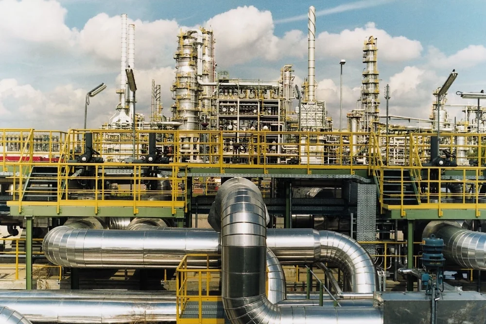 Refinery.jpg