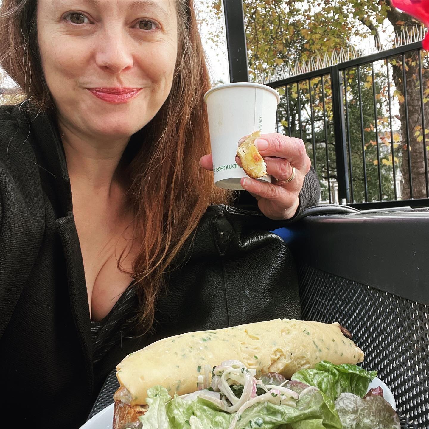 Type 1 Problems: 
When you order the low carb option, cheese and mushroom omelette and salad, and it comes served on a giant doorstep of delicious sourdough bread&hellip;
To eat or not to eat&hellip;

#type1problems #type1diabetes #type1life #tryingt