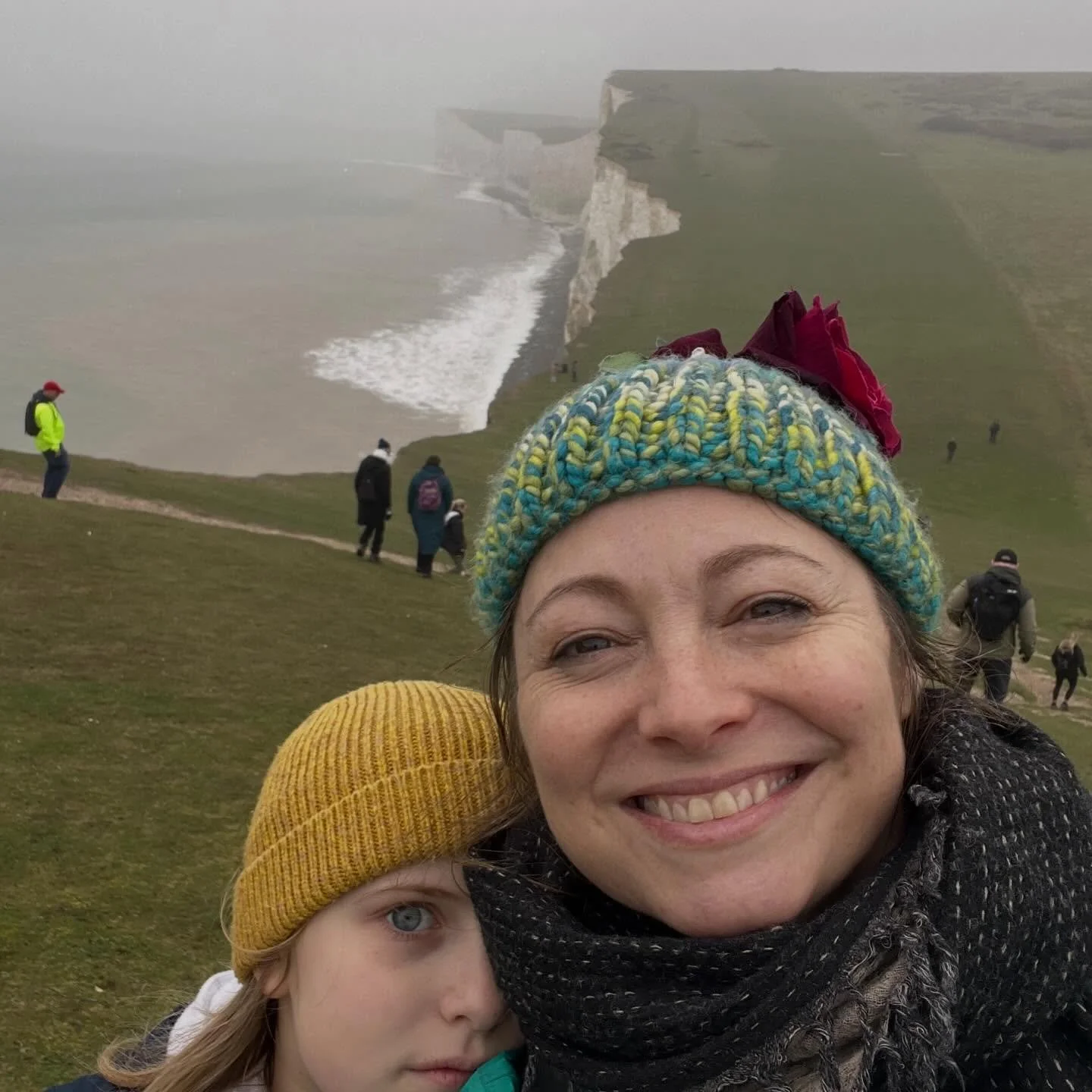 Yesterday Lily and I completed the Seven Sisters T1 Trek with @leagueofdiabetes 

At over 13km it was the longest walk that Lily had ever done, the thick fog made it cold and hard going and, especially early on in the day, took away the beautiful cli