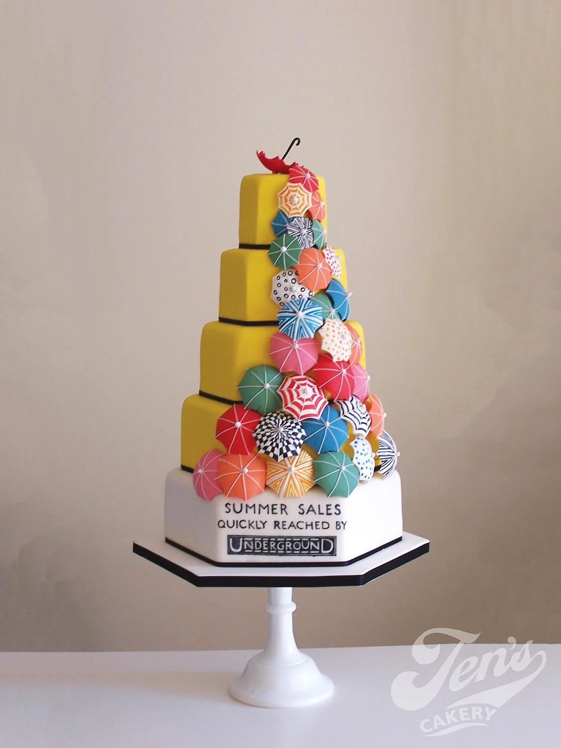 A wedding cake design based on a vintage 1920s London Underground poster