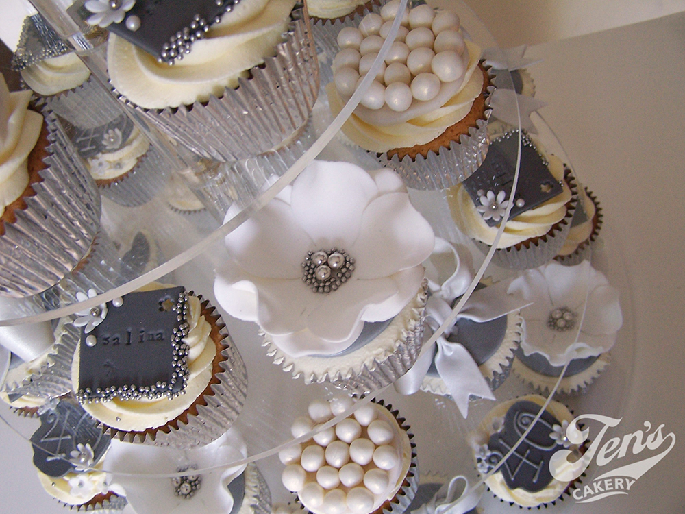 "Sally" cupcakes