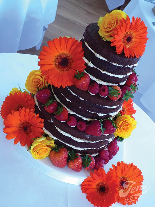  I love naked cakes made with chocolate cake and a lighter coloured buttercream (salted caramel, peanut butter, orange, white chocolate....mmmm) 