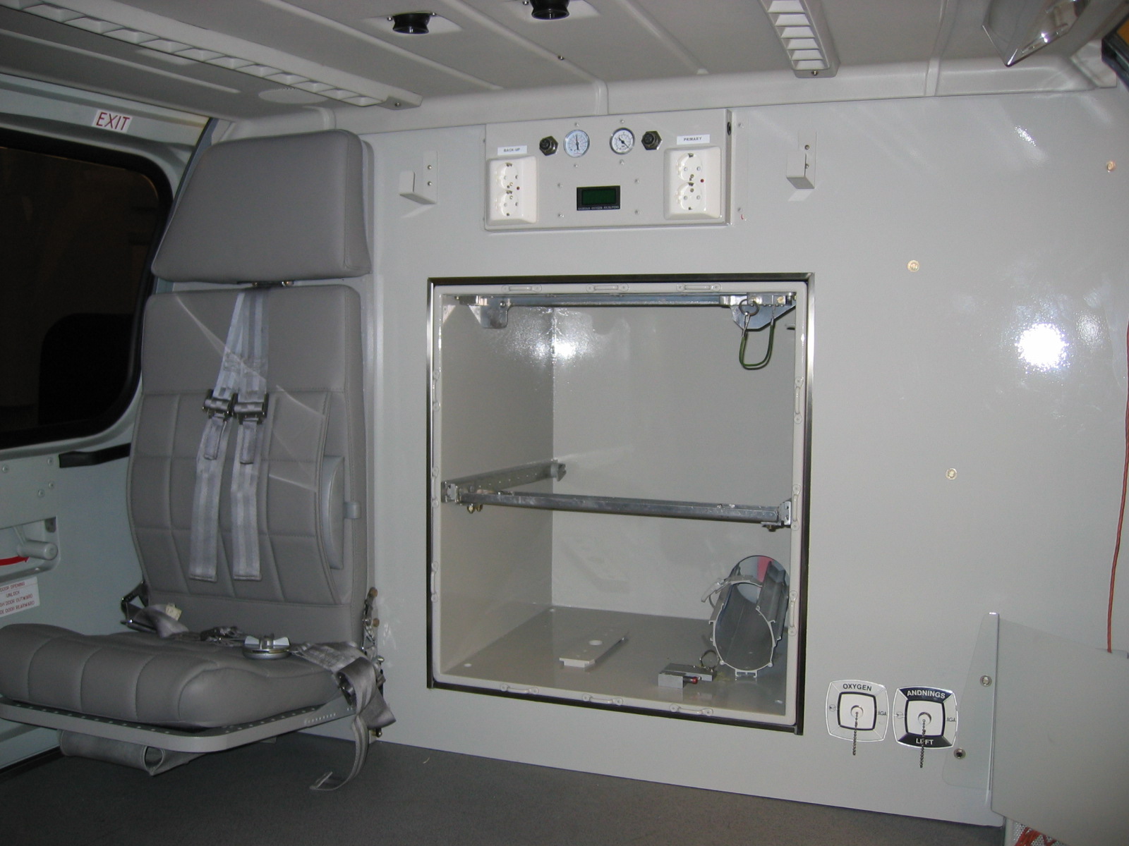 Aft Cabin with Cabinet