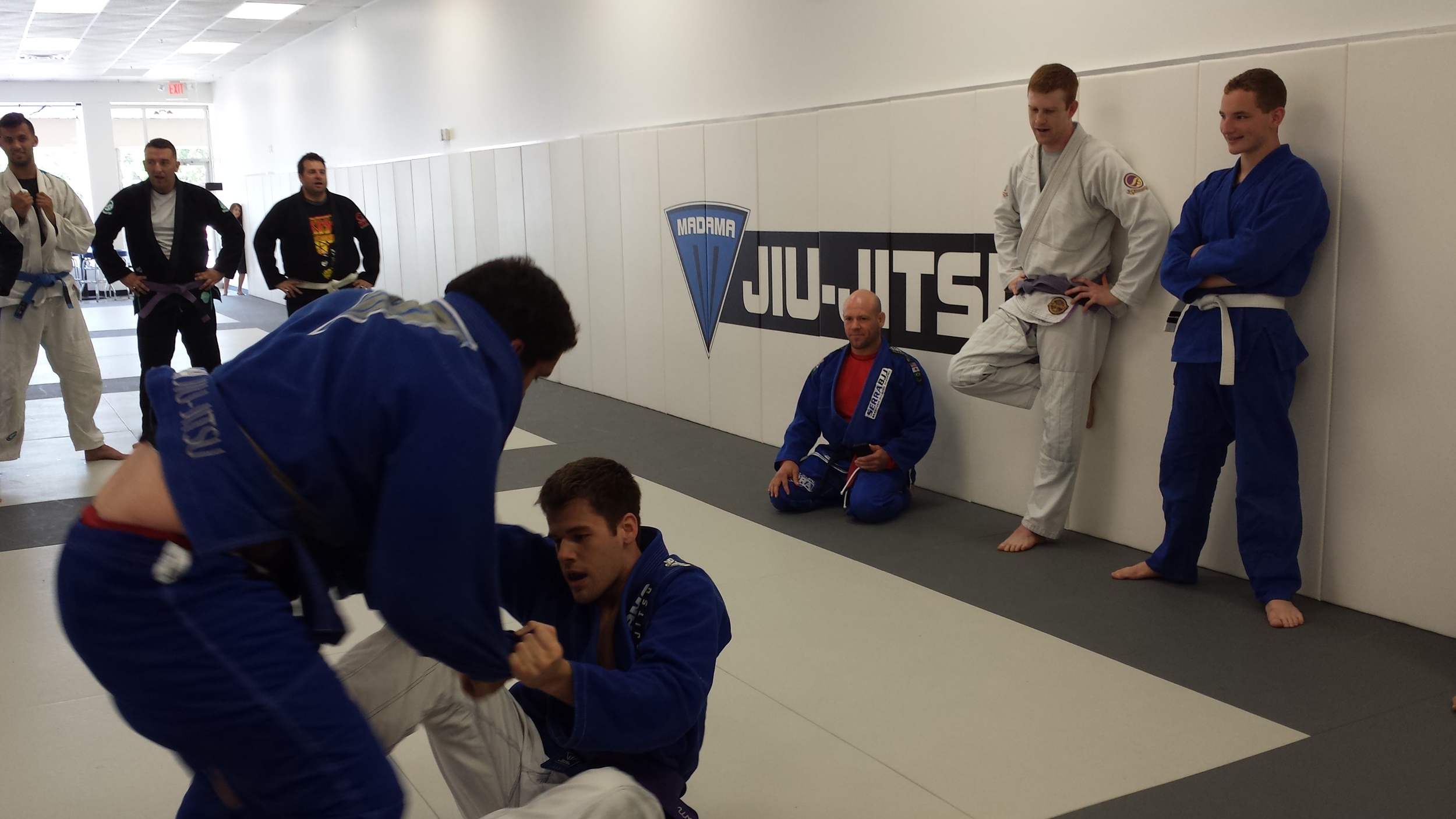 Tom Working Open Guard