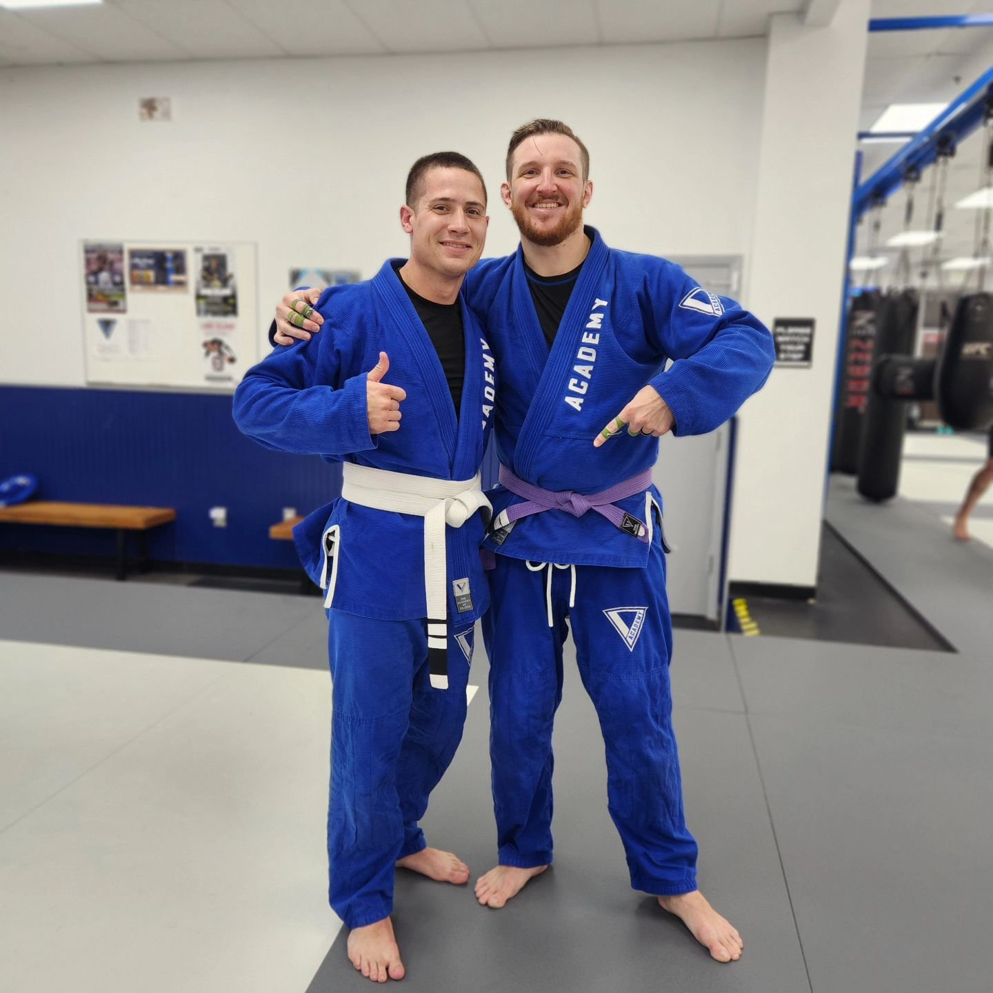 Congrats on your new stripe TJ!

#jiujitsu #bjj #mma #brazilianjiujitsu #jiujitsulifestyle #ufc #grappling #muaythai #bjjlifestyle #martialarts #life #oss #wrestling #kickboxing #boxing #judo #fitness #nogi #bjjlife #artesuave #jiujitsulife #karate #