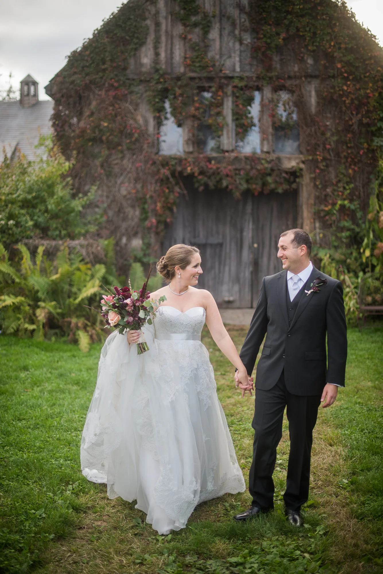 StoneBarnsWedding0001.JPG