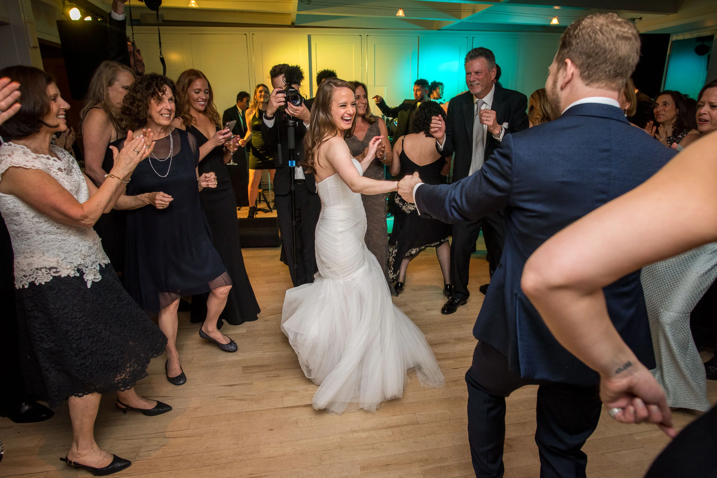  Bridgehampton Tennis and Surf Club Wedding photos.
Craig Warga Weddings 