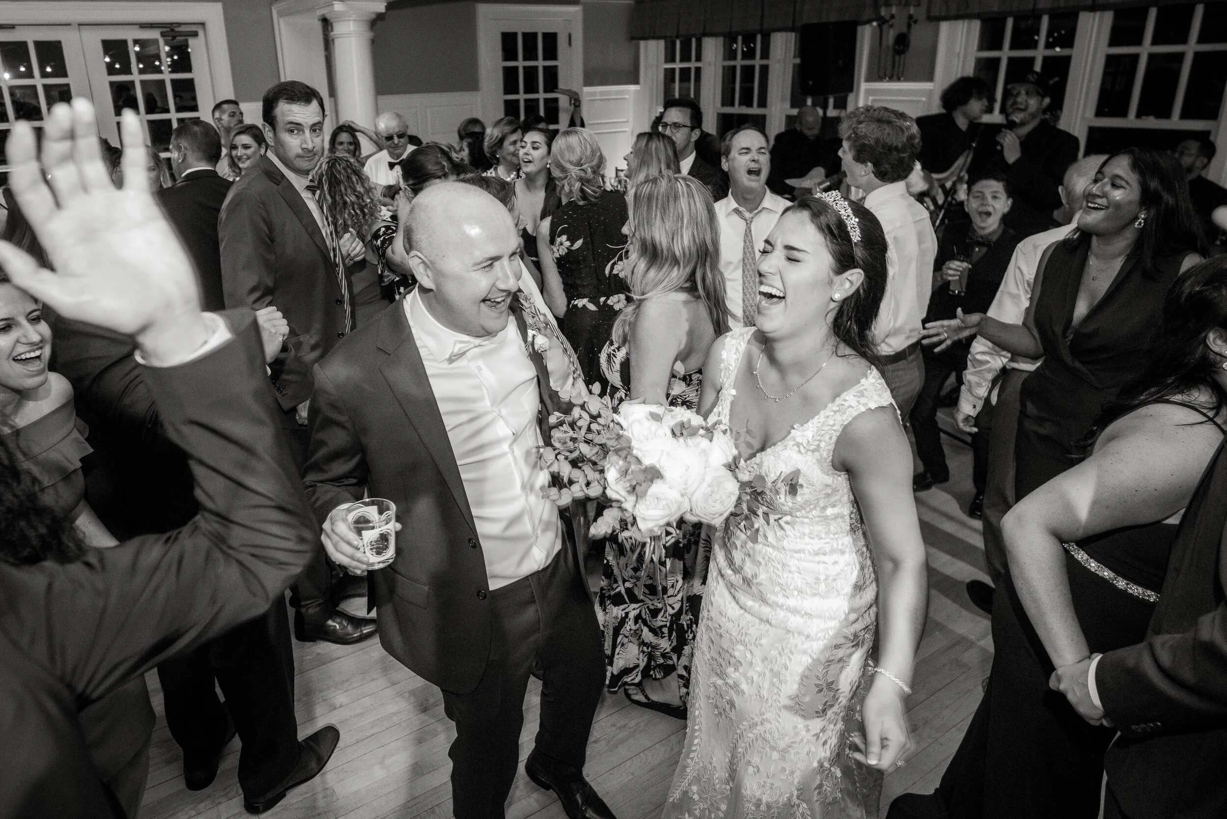  Aspetuck Valley Country Club Wedding photos.Craig Warga Weddings 
