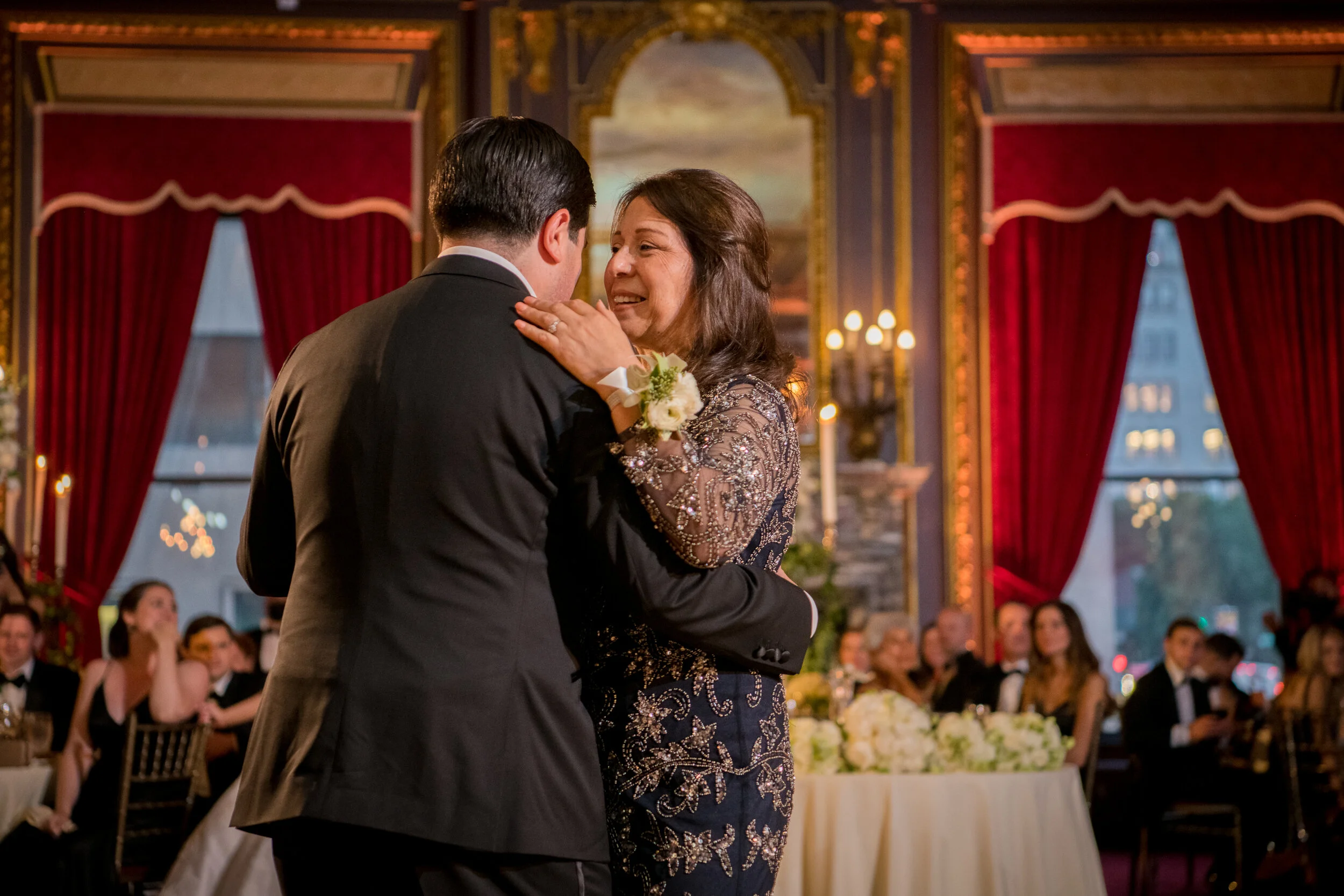  Metropolitan Club Wedding by Craig Warga Photography 