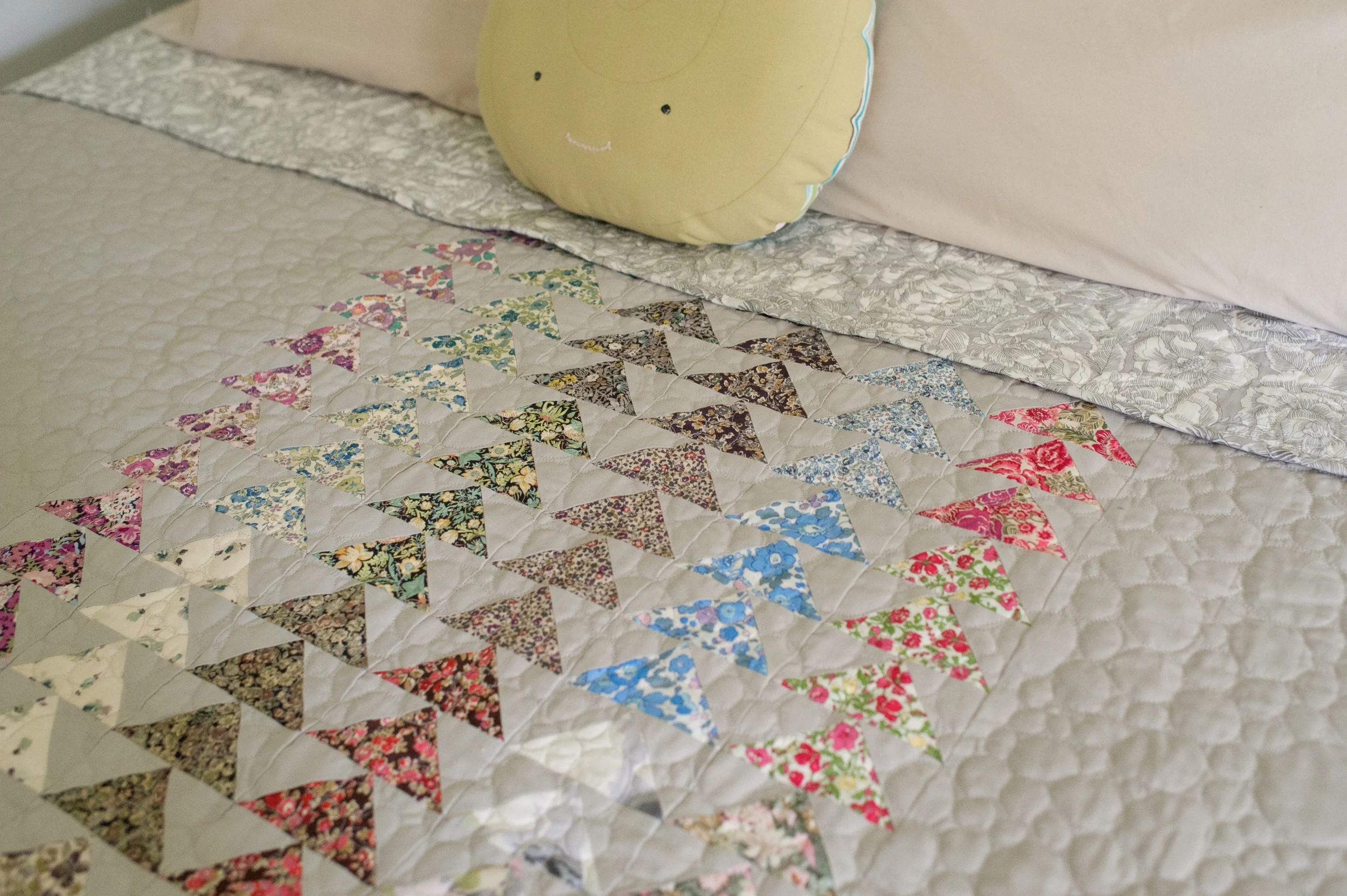 Modern Flying Geese Quilt