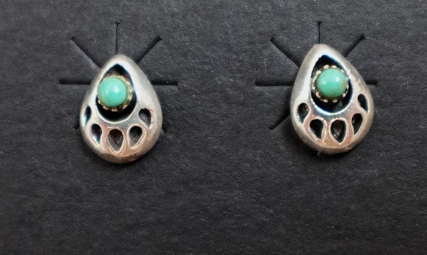 thumbnail interactive-video image 1 of Navajo Sterling Silver Turquoise Bear Paw Post Earrings - 3/4 Inch, Native American Jewelry 1 of 4