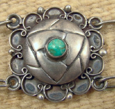 Item # 710P-Vintage Mexican 25pc Turquoise Wire Flower  display picture 1