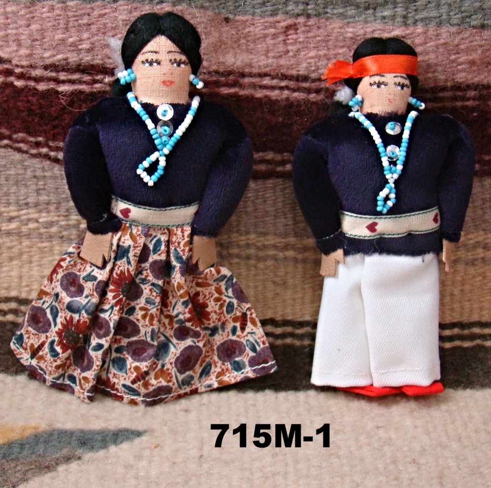 navajo-doll-set-715M1.JPG