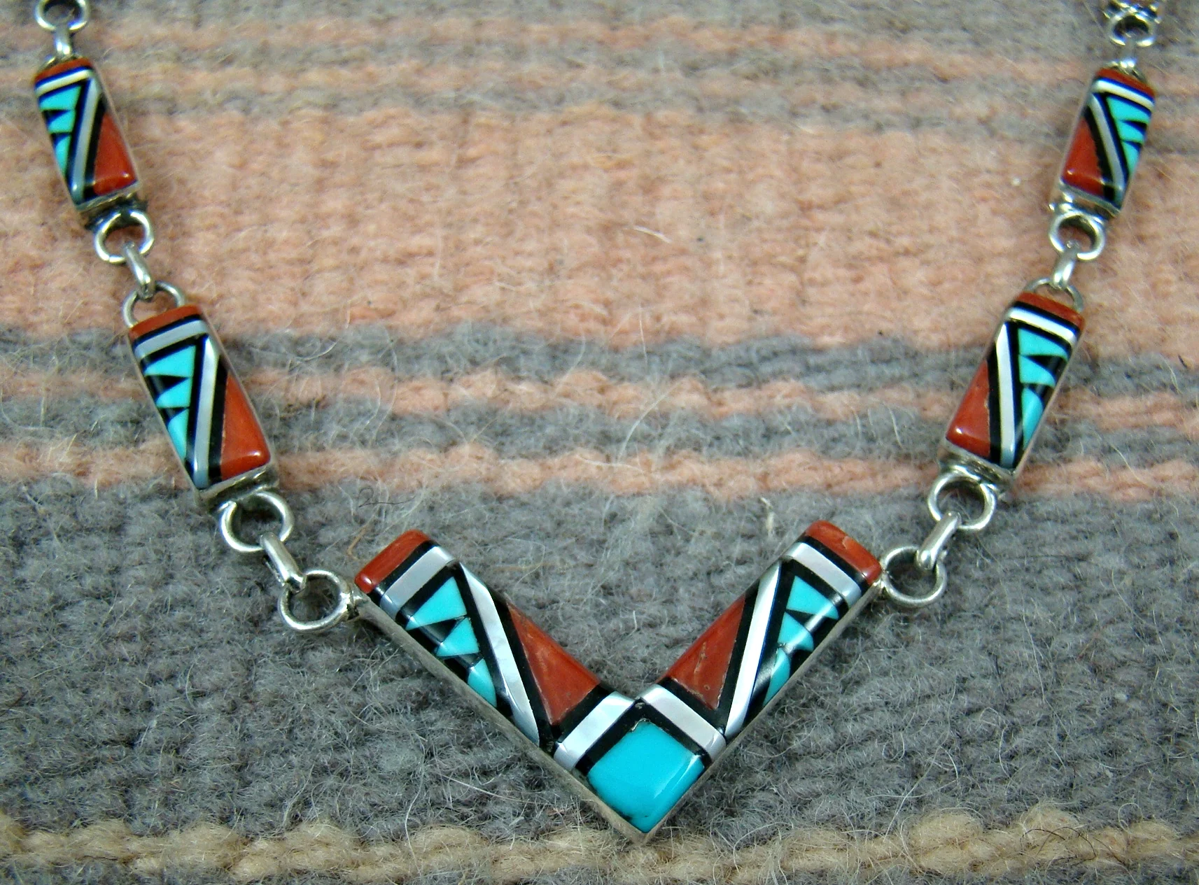 zuni-8sect-geometrical-inlay-necklace-earrings-set-Clarence-Booqua-782T-2.JPG
