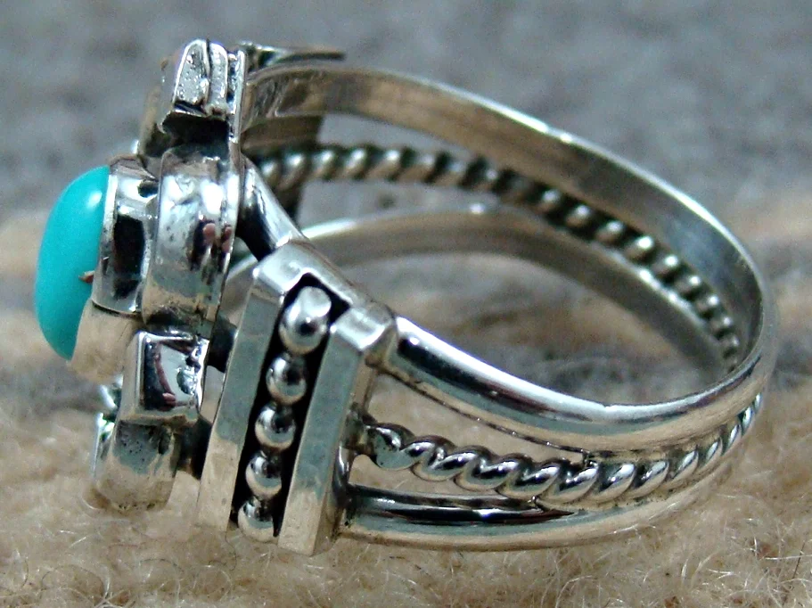 navajo-turquoise-shadowbox-decorative-ring-789R-3.JPG