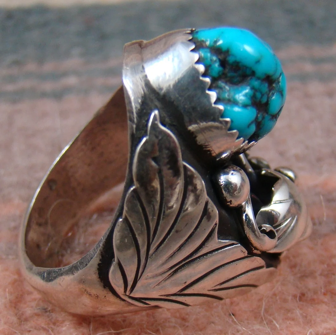 mans-native-american-turquoise-ring-2.JPG