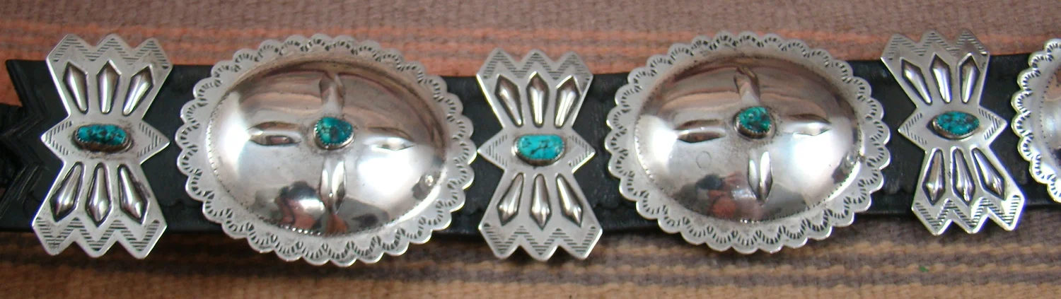 Vintage Repousse Metal Belt Heavy Work of Art 33‎ An exceptional late-Victorian vanity set by Mappin & Webb  main image 2