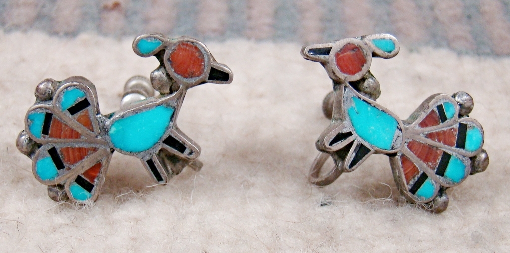 Details about   Vintage Navajo Turquoise & Coral Clip Earrings Set Of 2 