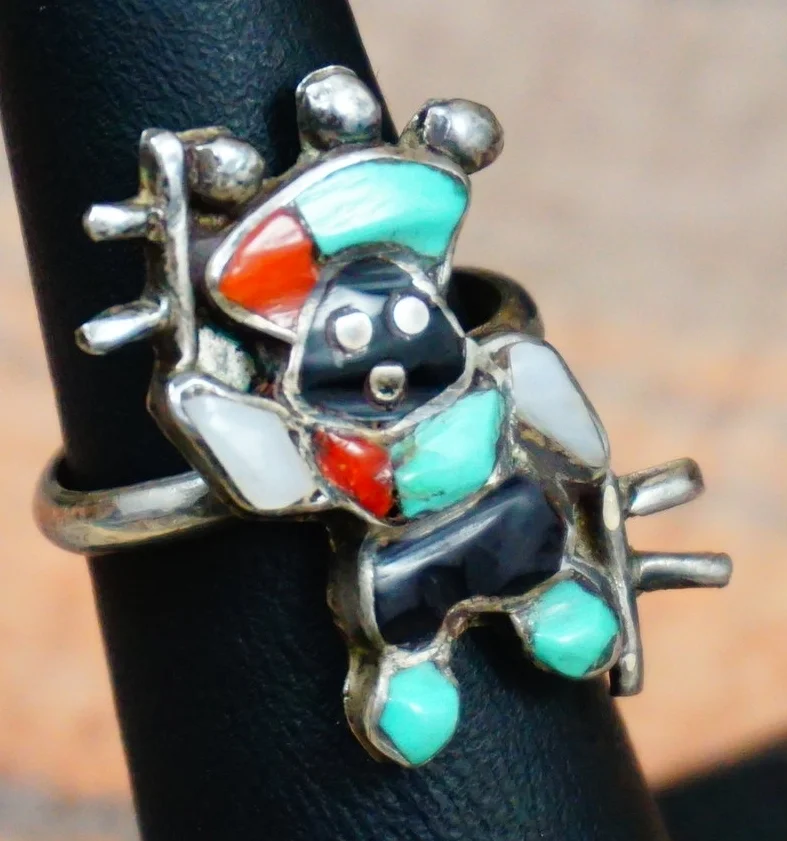 vintage-zuni-black-apache-ghan-dancer-ring.JPG