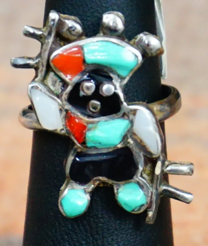 vintage-zuni-black-apache-ghan-dancer-ring-1.JPG