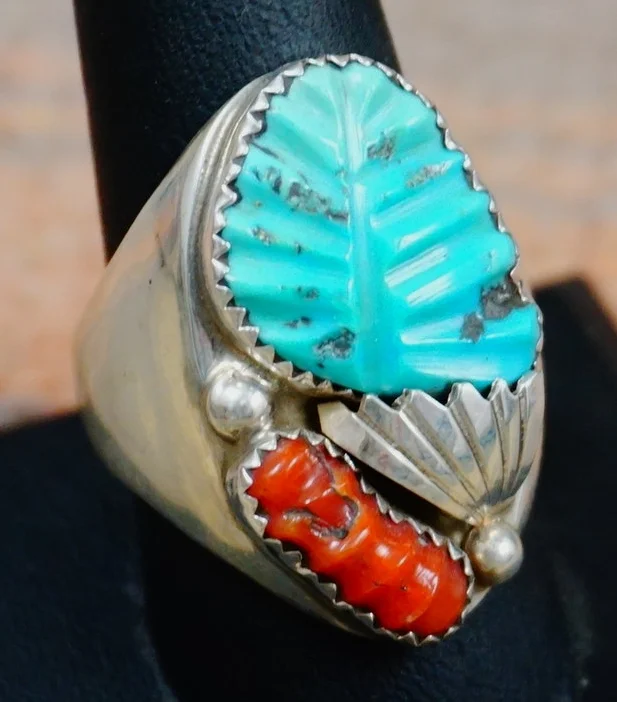 vintage-zuni-mens-turquoise-coral-feather-cast-ring-1.JPG
