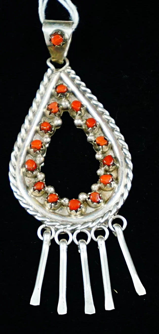 zuni-coral-snake-eye-teardrop-dangles-pendant.JPG