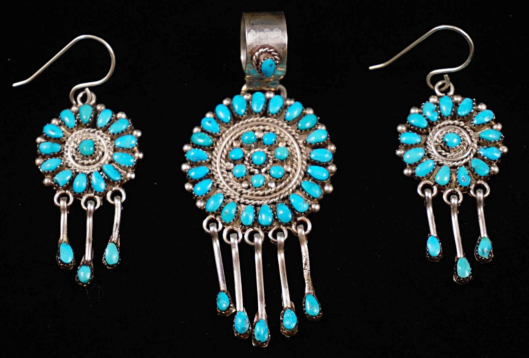 zuni-turquoise-petit-point-cluster-dangles-pendant-earrings.JPG