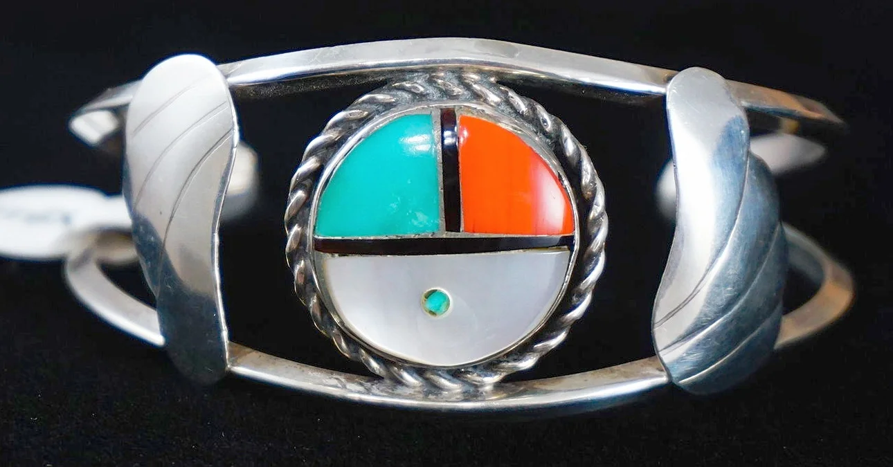 vintage-zuni-multistone-inlay-sunface-bracelet.JPG