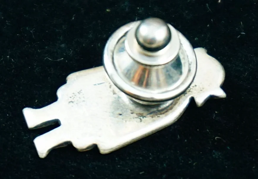 small-vintage-hopi-mudhead-kachina-silver-hat-pin-1.JPG