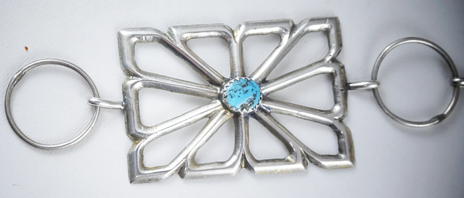 VINTAGE RETRO TURQUOISE BLUE WITH SILVER METAL CHAIN LINK DETAILS WOMEN’S BELT Women Skinny Silver Metal Chain Link Belt Turquoise Blue  main image 3