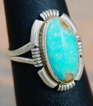 navajo-womens-turquoise-ring.jpg