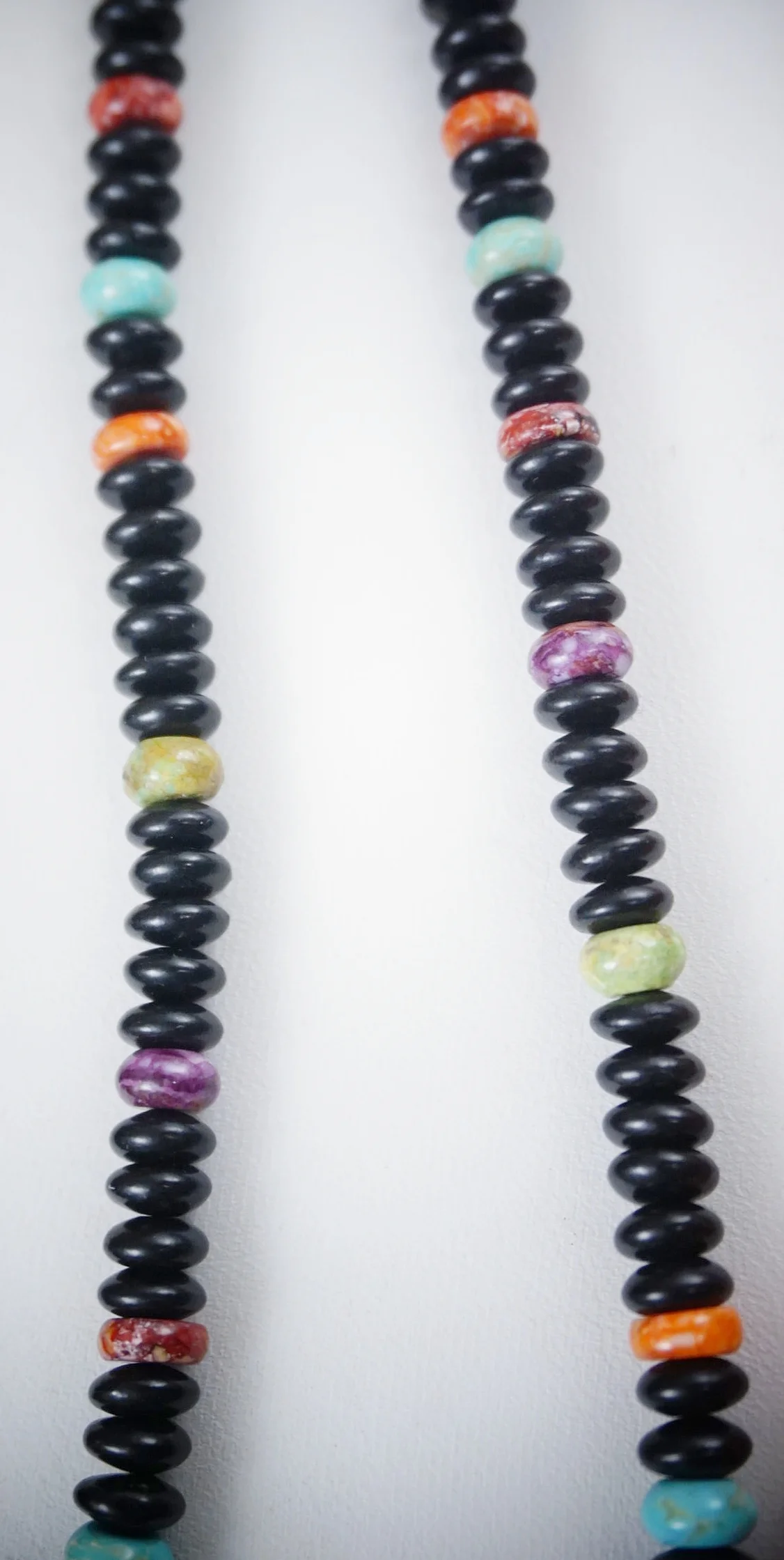 navajo-multistone-multicolor-beaded-necklace-teller-866F-2.JPG