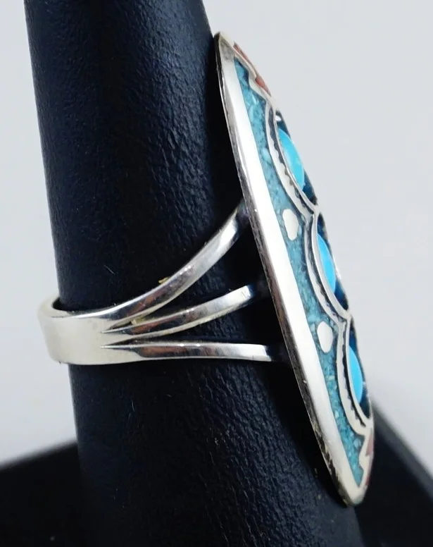 navajo-womens-oblong-turquoise-coral-shadowbox-chip-inlay-arrows-silver-ring-roie-jaque-867T-1.JPG