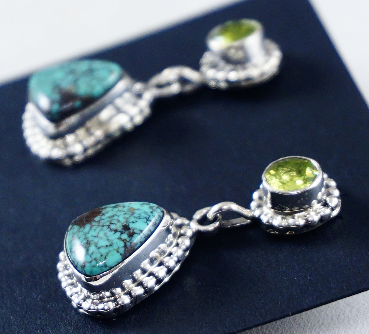 navajo-spiderweb-turquoise-peridot-amber-dangle-earrings-l.juan-876P-4.JPG