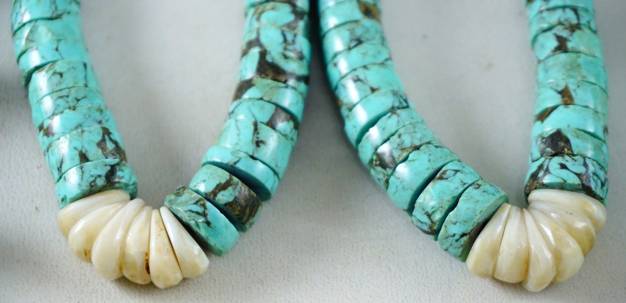 Navajo Turquoise Nugget Bead Bracelet 