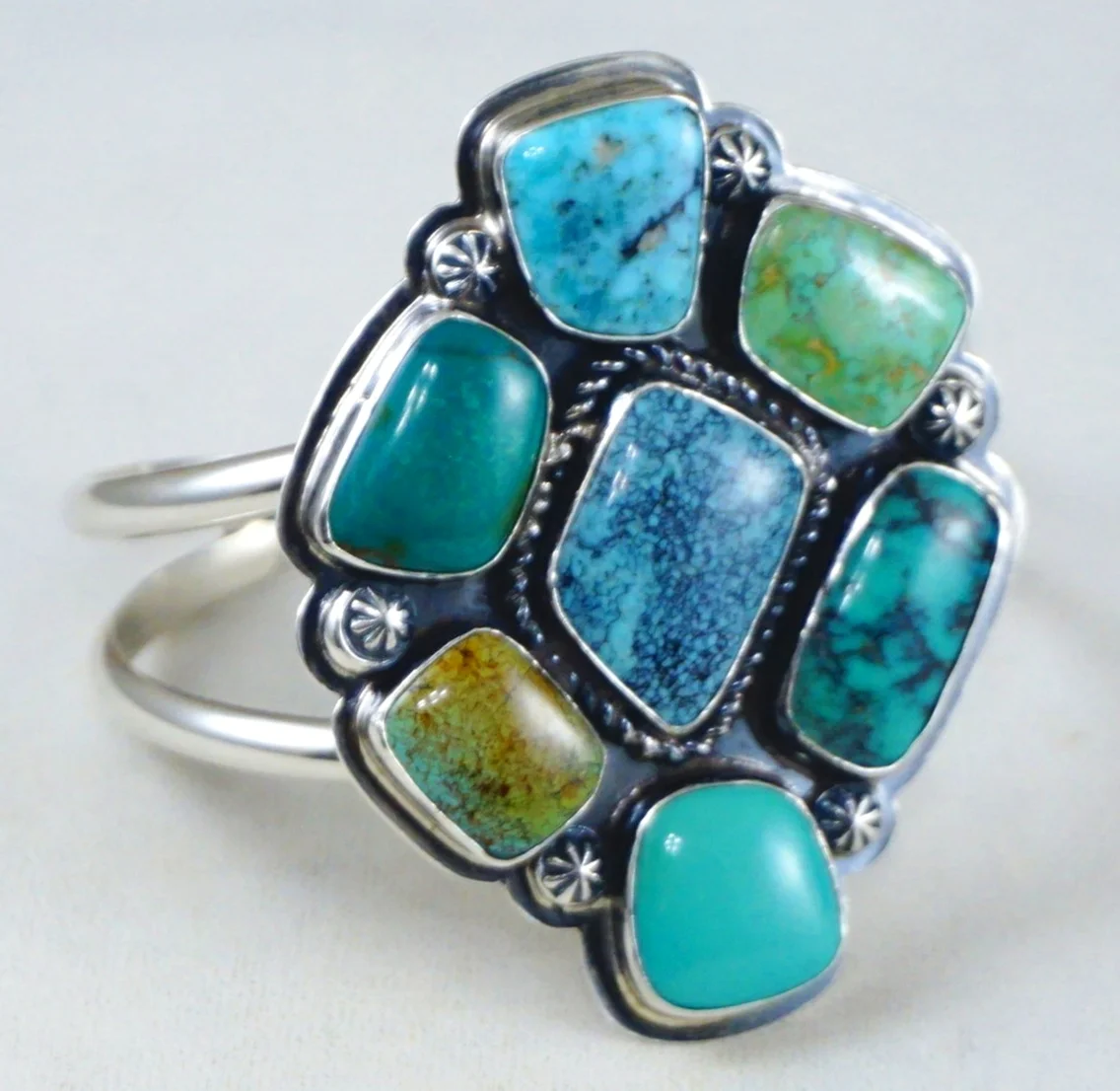 navajo-turquoise-cluster-flowers-silver-necklace-cuff-bracelet-teller-888P-9.jpg