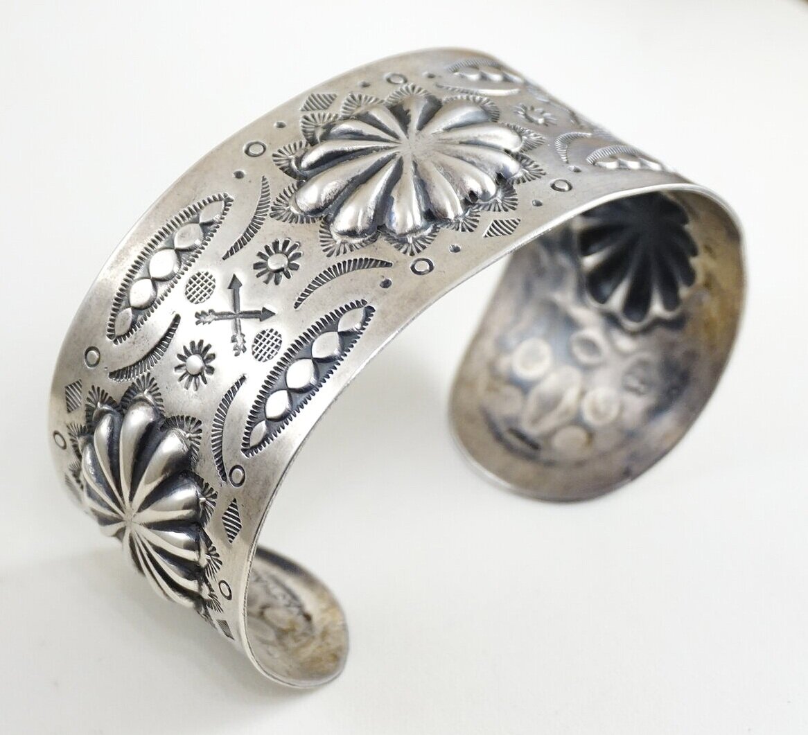 Details more than 60 navajo silver bracelet