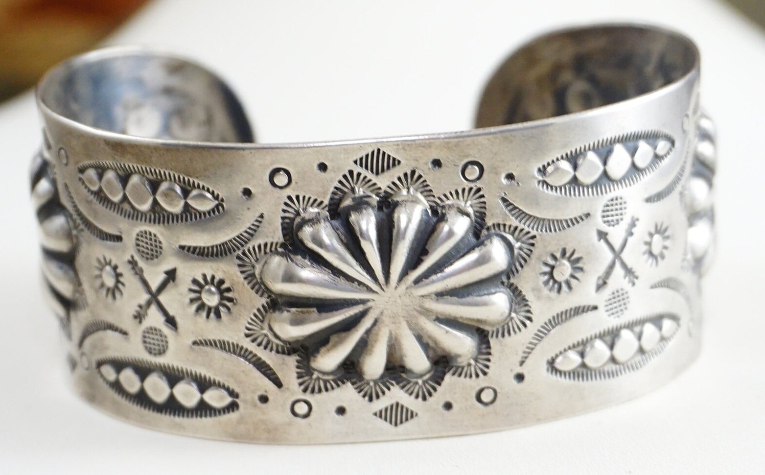 Details about   Beautiful Handmade Navajo Sterling Silver Stamp Bracelet 