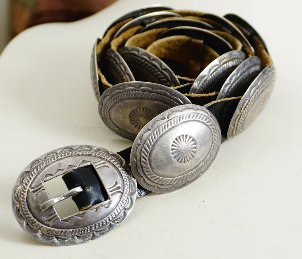 Item #947N- Vintage 40 display picture 3