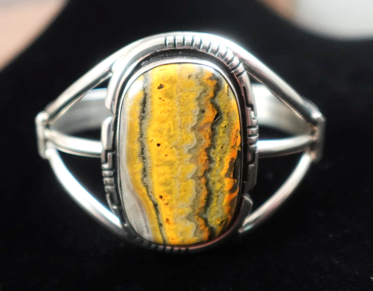 navajo-bumble-bee-jasper-silver-bracelet-1082E-.png