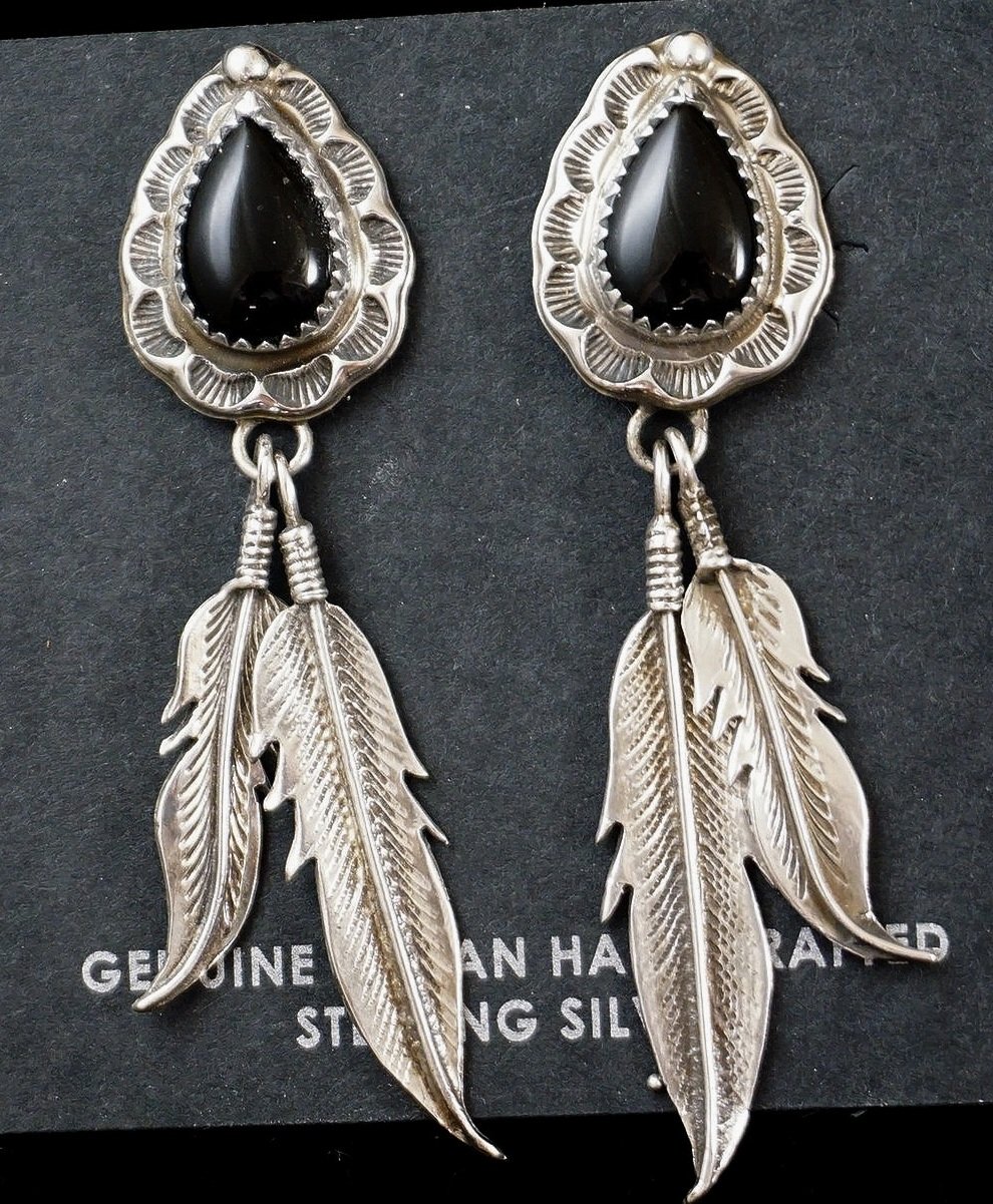 Details about   Vintage Sterling Silver Native American Road Runner Teardrop Clip On Earrings 