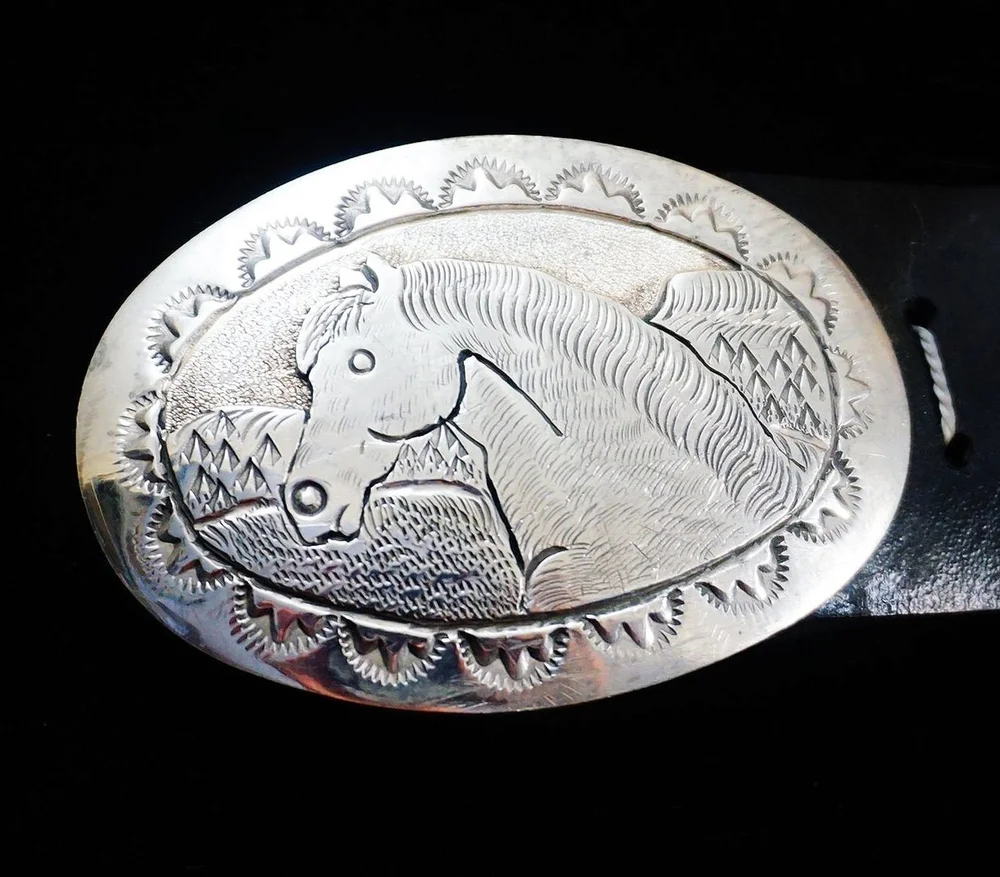 Item #1010K- Navajo 10ct Sterling Silver Horse Storyteller 