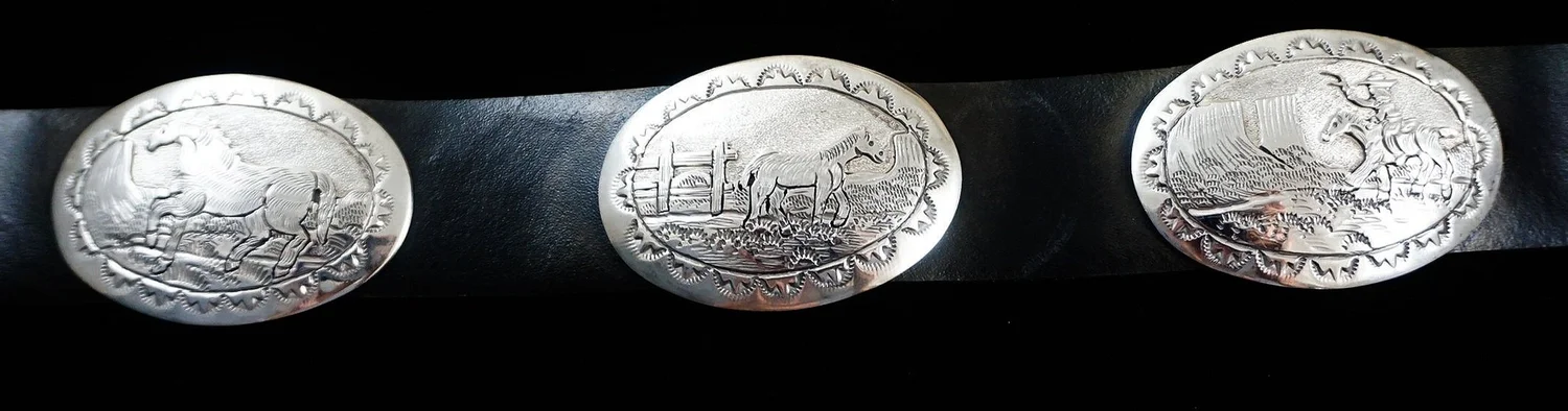 Item #1010K- Navajo 10ct Sterling Silver Horse Storyteller 