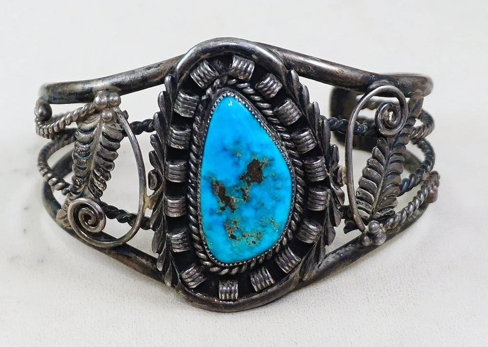 Item #1028T- Large Vintage Navajo Turquoise Sterling Silver